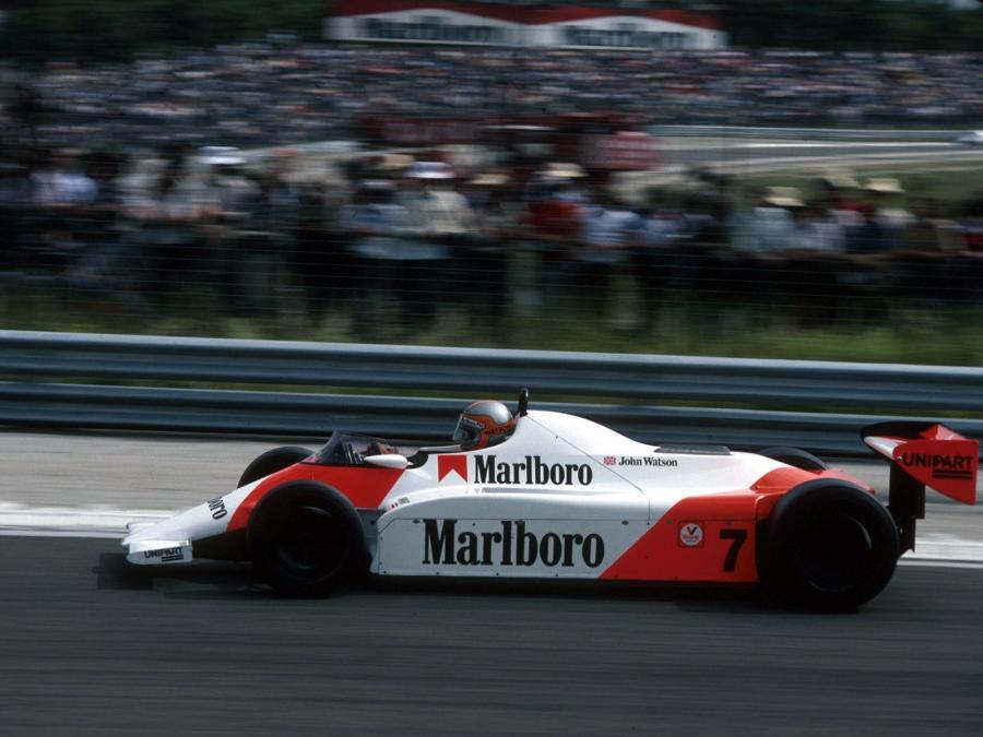  McLaren MP4-1B 1982 года  (фото 3 из 3)